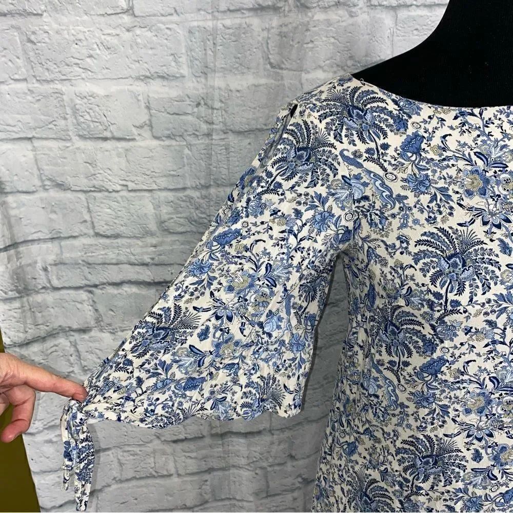 H&M Paisley and flower print dress blue and white sz 4 women - Picture 4 of 12